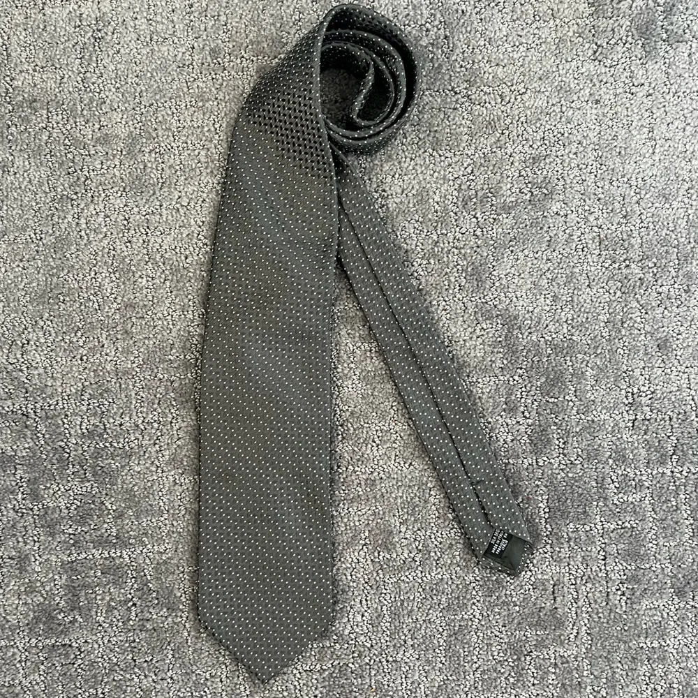 Giorgio Armani Gray Geometric Satin Silk Tie